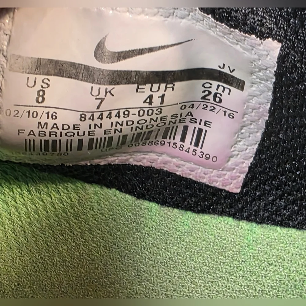 Nike Shoes Men Size 8 Green Black FS Lite Run 3 Training Running 844449-003